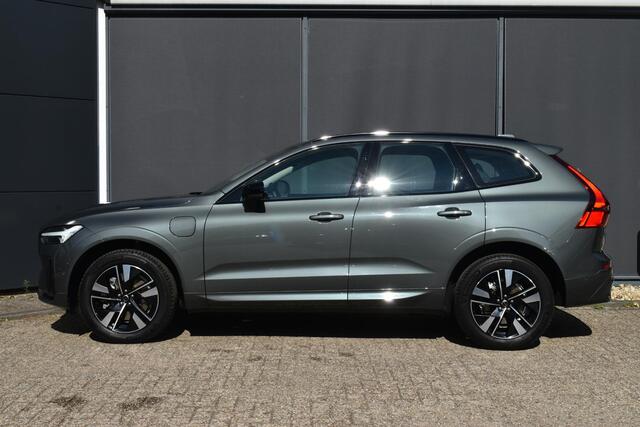 Volvo XC60 T6 Plug-in hybrid AWD Plus Dark | Panoramadak | Trekhaak | Head up display | 360 graden camera | Premium audio by Harman Kardon | Verwarmbare voorstoelen stuurwiel en achterbank