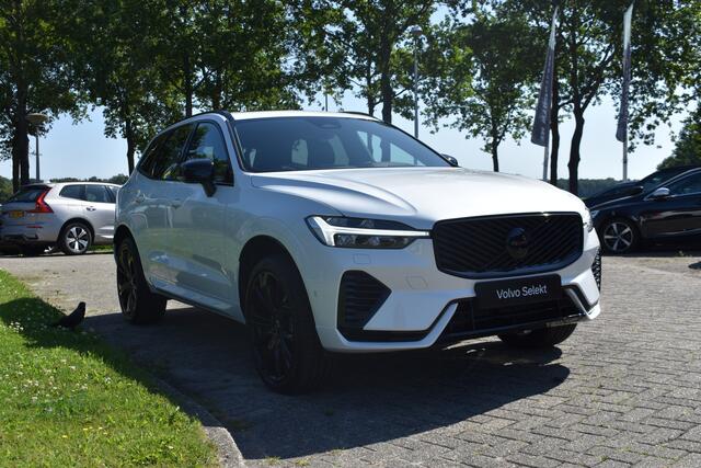 Volvo XC60 T8 AWD 455PK Plug-in Hybrid Ultra Black Edition | HUD | Luchtvering | Panodak | H&K | 360 Camera | 21"LMV | Stoelverwarming