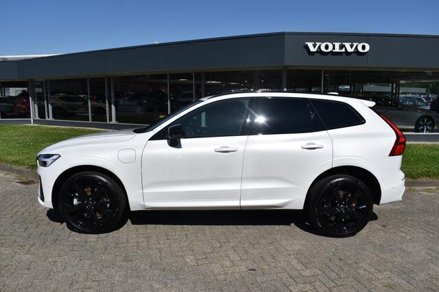 Volvo XC60 T8 AWD 455PK Plug-in Hybrid Ultra Black Edition | HUD | Luchtvering | Panodak | H&K | 360 Camera | 21"LMV | Stoelverwarming