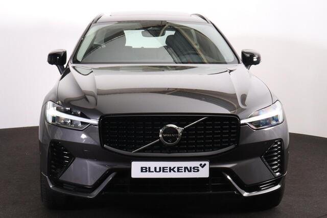 Volvo XC60 T6 Recharge AWD Plus Dark - Panorama/schuifdak - IntelliSafe Assist & Surround - 360º Camera - Verwarmde voorstoelen, stuur & achterbank - Parkeersensoren voor & achter - Elektr. bedienb. voorstoelen met geheugen - Draadloze tel. lader - Inklapbare trekha