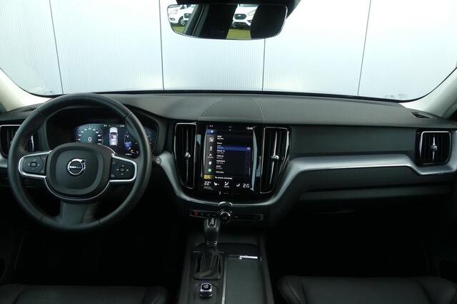 Volvo XC60 2.0 T5 Momentum | Trekhaak | Lederen Bekleding | Parkeersensoren | Keyless Entry | Elektrische Achterklep | Stoelverwarming | DAB | Navigatie | Apple Carplay | Android Auto | Lichtmetalen Velgen 19 inch