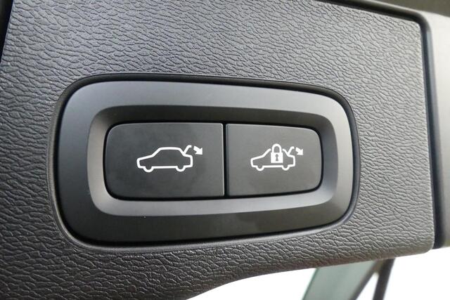Volvo XC60 2.0 T5 Momentum | Trekhaak | Lederen Bekleding | Parkeersensoren | Keyless Entry | Elektrische Achterklep | Stoelverwarming | DAB | Navigatie | Apple Carplay | Android Auto | Lichtmetalen Velgen 19 inch