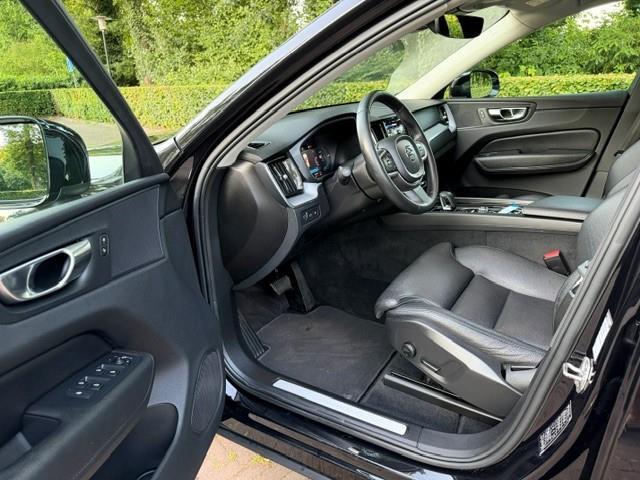 Volvo XC60 2.0 Recharge T6 AWD/Pano/Leer/Acarplay/Camera/