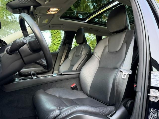 Volvo XC60 2.0 Recharge T6 AWD/Pano/Leer/Acarplay/Camera/