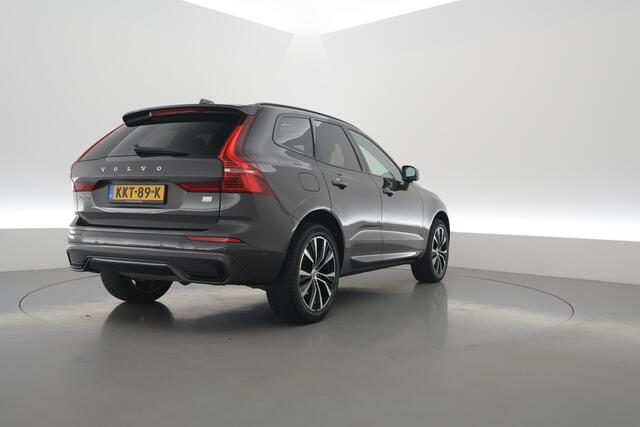Volvo XC60 2.0 T6 Plug-in hybrid AWD Plus Dark | RIJKLAAR!! | Pano | Leder | Trekhaak | Adapt. Cruise | Stoel- Stuurverw. | 360cam | Memory | Harman Kardon
