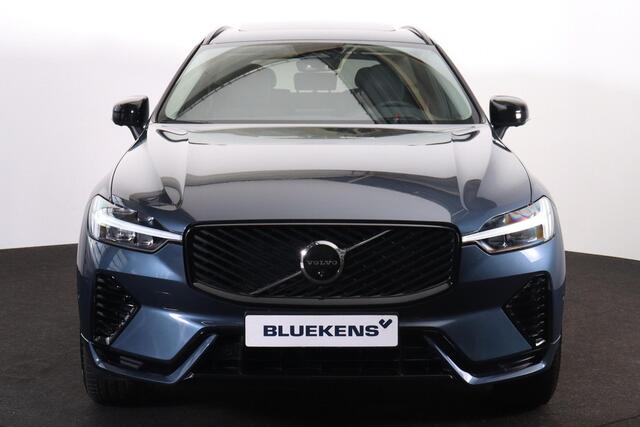 Volvo XC60 T6 Recharge AWD Plus Dark - Panorama/schuifdak - IntelliSafe Assist & Surround - 360º Camera - Harman Kardon audio - Verwarmde voorstoelen, stuur & achterbank - Parkeersensoren voor & achter - Elektr. bedienb. voorstoelen met geheugen - Head up display -