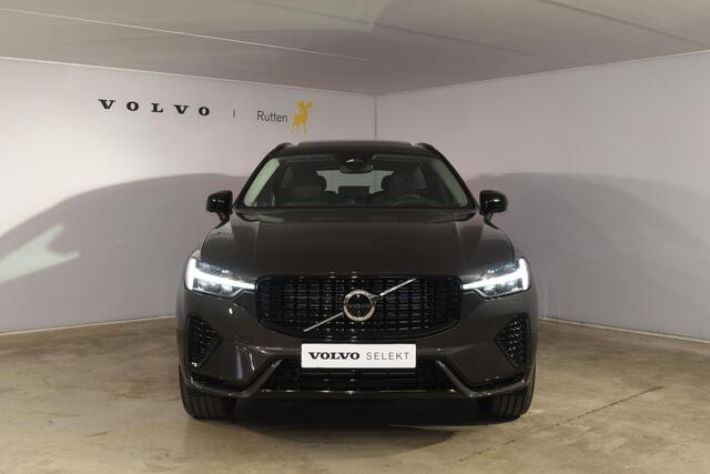 Volvo XC60 T6 350PK Automaat Plug-in Hybrid AWD Ultimate Dark / Luchtvering / Bowers & Wilkins / 360 Camera / Adaptieve Cruise Control / Stuur & Stoelverwarming / Elektr. Achterklep / Schuifdak / Trekhaak