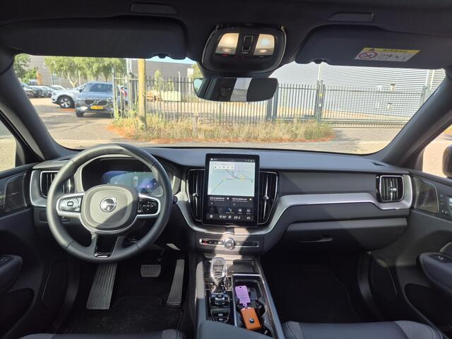 Volvo XC60 T6 Plug-in AWD Plus Black Edition FACELIFT/Panodak/360Cam/ACC etc.