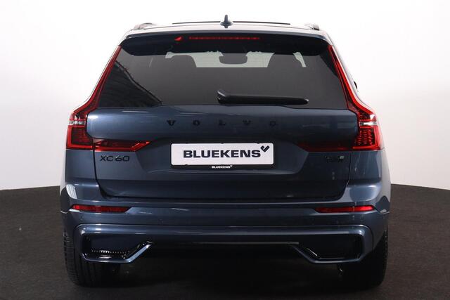 Volvo XC60 T6 Plug-in hybrid AWD Plus Black Edition IntelliSafe Assist & Surround - Panorama/schuifdak - Harman/Kardon audio - Head up display - Parkeercamera achter - Verwarmde voorstoelen, stuur & achterbank - Parkeersensoren voor & achter - Elektr. bedienb. voors