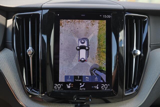 Volvo XC60 Recharge T8 AWD Inscription - Panorama/schuifdak - Luchtvering - IntelliSafe Assist - Bowers & Wilkens audio - Adaptieve LED koplampen - 360 graden camera - Verwarmde voorstoelen & stuur - Parkeersensoren voor & achter - Elektr. bedienb. voorstoelen met g