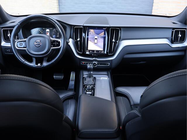 Volvo XC60 2.0 T6 AWD R-Design 310 PK | Luchtvering | Pano | HUD | Harman/Kardon