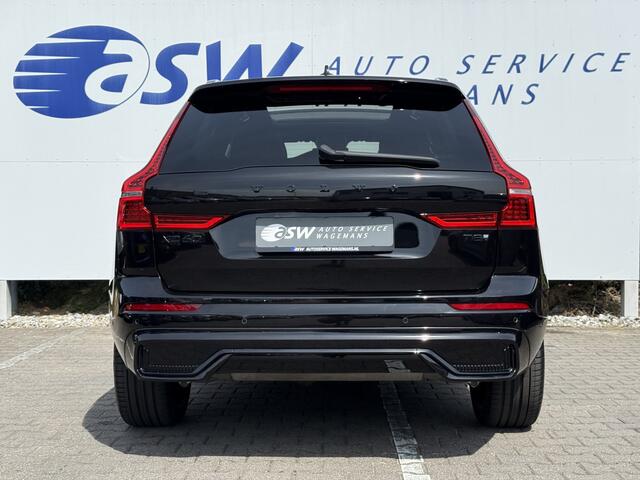 Volvo XC60 2.0 T8 Plug-in hybrid AWD Ultra Black Edition | Trekhaak | Pano | Pilot Assist | Dodehoek | 21 inch