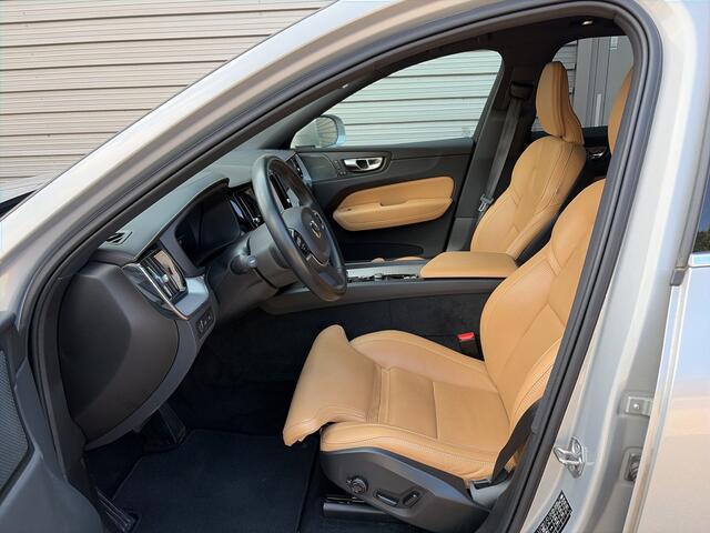 Volvo XC60 2.0 T6 Plug-in hybrid AWD Inscription Exclusive / Luchtvering / Panoramadak / 360 camera / Harman/Kardon /