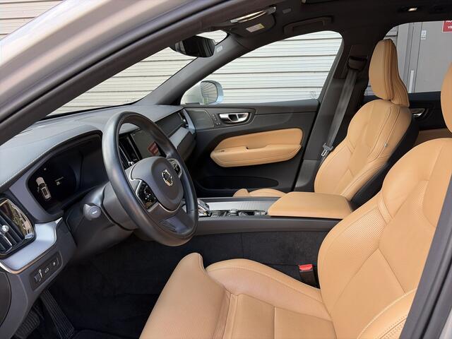 Volvo XC60 2.0 T6 Plug-in hybrid AWD Inscription Exclusive / Luchtvering / Panoramadak / 360 camera / Harman/Kardon /