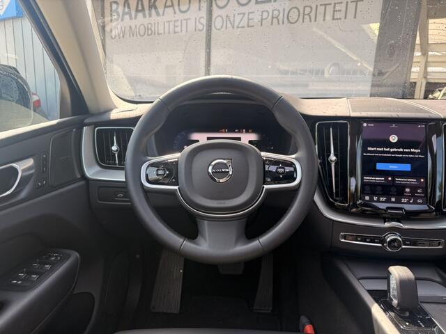 Volvo XC60 2.0 T6 AWD + Dark | Pano | trekhaak | 360