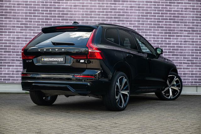 Volvo XC60 2.0 T6 AWD Plug-in hybrid Ultimate Dark | Long Range | 360 Camera | Panoramadak | Stoel en Stuurverwarming | 21" | Donker Glas | Power Seats | Adaptieve Cruise Control |