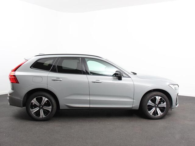 Volvo XC60 2.0 T6 Plug-in hybrid AWD Automaat Plus Dark Adaptieve cruise control Leder Navigatie Google Harman Kardon Panorama dak Lichtmetalen Velgen Dab Stoelverwarming Camera 360 Led Climate control Apple Carplay/ Android Auto