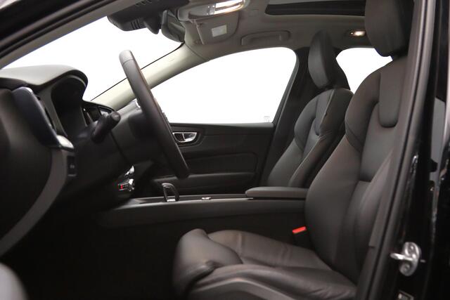 Volvo XC60 2.0 T8 AWD 456 PK Ultra Bright PHEV, Panoramadak, Head-Up, 4X Stoelverwarming, Leder