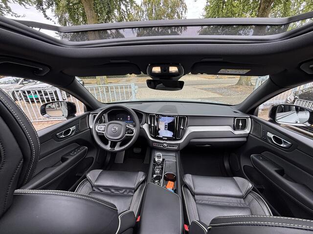 Volvo XC60 T6 Recharge AWD Ultimate Dark Pano 360 HeadUp Keyless Pilot Assist