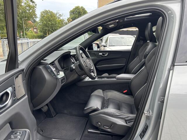 Volvo XC60 T6 Recharge AWD Ultimate Dark Pano 360 HeadUp Keyless Pilot Assist
