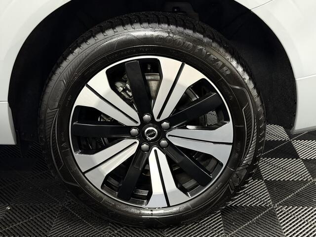 Volvo XC60 2.0 T6 Plug-in hybrid AWD Plus Dark Panoramadak, 360 Camera, Navi, Harman/Kardon, Memory stoelen, Elektrische achterklep, Stoel/Stuur verwarming