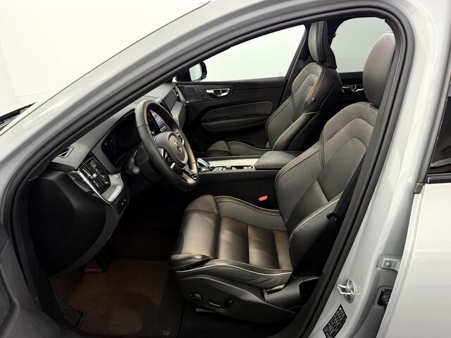 Volvo XC60 2.0 T6 Plug-in hybrid AWD Plus Dark Panoramadak, 360 Camera, Navi, Harman/Kardon, Memory stoelen, Elektrische achterklep, Stoel/Stuur verwarming