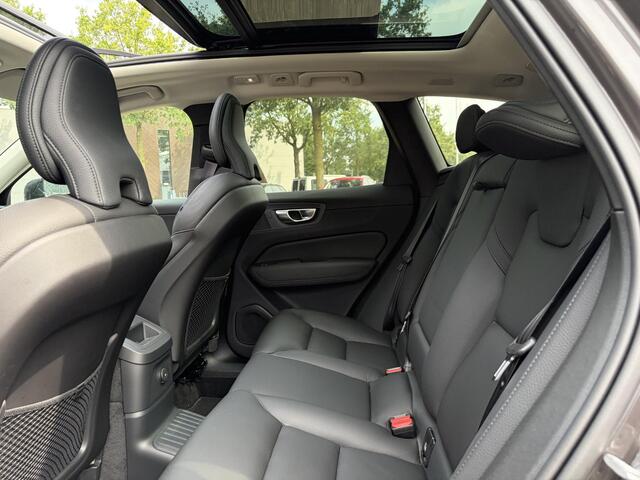 Volvo XC60 Plug-In Hybrid AWD T6 Plus Dark Recharge ADAPT. CRUISE CONTROL | STUUR & STOEL VERWARMING | PANORAMA DAK | 360 GRADEN CAMERA | ELEK. STOELEN MET GEHEUGEN | HARMAN/KARDON AUDIO