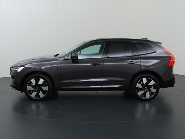Volvo XC60 2.0 T6 Plug-in hybrid AWD Plus Dark | Panoramadak | Cruise Control Adaptief | Head-Up | 360° Camera | Harman / Kardon | Voorstoelen met Geheugen | Stoelverwarming | Apple Carplay/Android Auto |