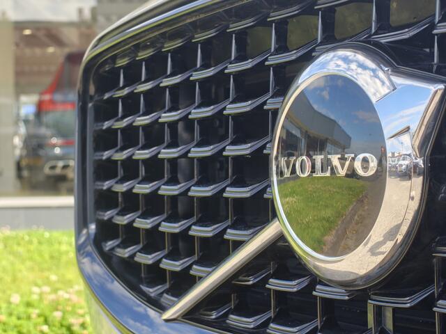 Volvo XC60 T6 AWD 350PK Plug-in Hybrid Plus Dark | Long Range | Trekhaak | Carplay | Elektr. Stoelen. | Verwarm. Stoelen+Stuur | PANO | ACC |