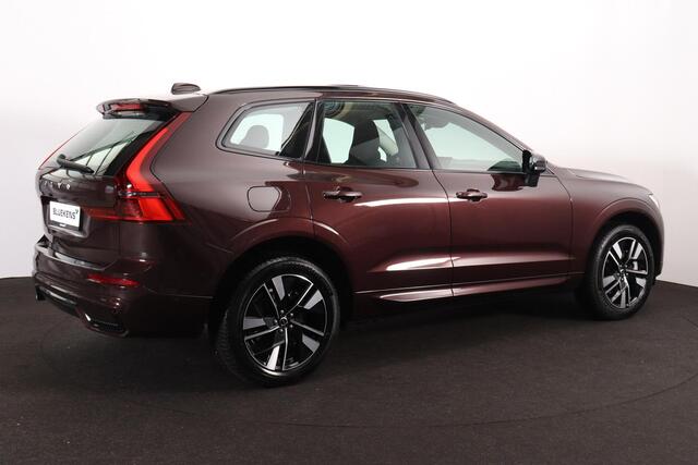 Volvo XC60 T6 Recharge AWD Plus Dark - Panorama/schuifdak - IntelliSafe Assist & Surround - 360º Camera - Harman/Kardon audio - Verwarmde voorstoelen, stuur & achterbank - Parkeersensoren voor & achter - Elektr. bedienb. voorstoelen met geheugen - Head up display -