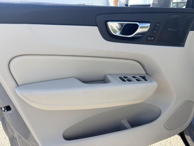 Volvo XC60 T6 Plug-in hybrid AWD Plus Bright