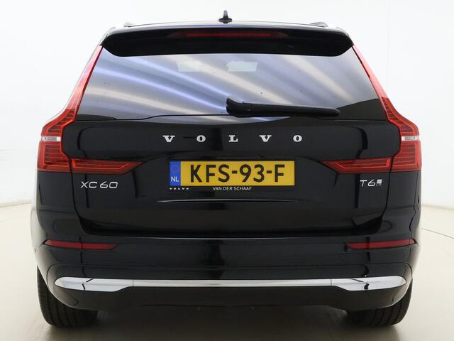 Volvo XC60 T6 350PK Automaat Plug-in hybrid AWD Ultra Bright | H&K | HUD | 360 Camera | ACC | Panodak | Stoelverwarming