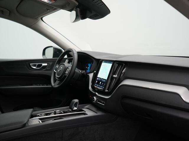 Volvo XC60 T6 AWD Plus Dark PHEV 350pk Dealer O.H. | Panodak | Camera | Lederen Sportstoelen Memory & Verwarmd | Google Assistent | Stuur Verwarmd | Apple Carplay | Keyless | Navigatie | DAB | Cruise Control | Plug In Hybrid |