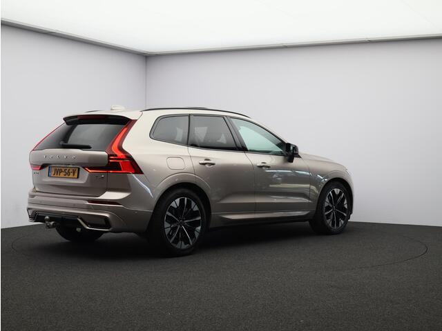 Volvo XC60 2.0 T6 Plug-in hybrid AWD Ultra Dark / Trekhaak / Luchtvering / 360 Camera / Head-up Display / Harman Kardon / Stoel+Stuurverwarming / Elektrische Stoelen /