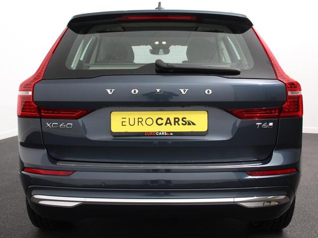 Volvo XC60 2.0 T6 Plug-in hybrid AWD Ultra Bright Climate control Adaptieve cruise control Navigatie Panoramadak Trekhaak Parkeersensoren 360* camera Voorstoelen verwarmd Apple Carplay/ Android auto