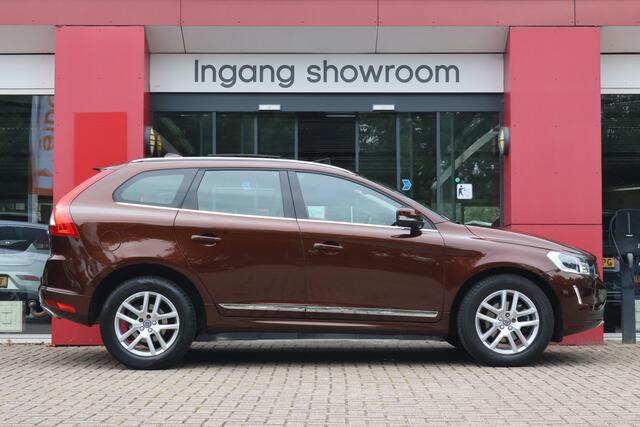 Volvo XC60 2.4 D5 AWD Polar+ | Panoramadak | Leder | Camera | Trekhaak |