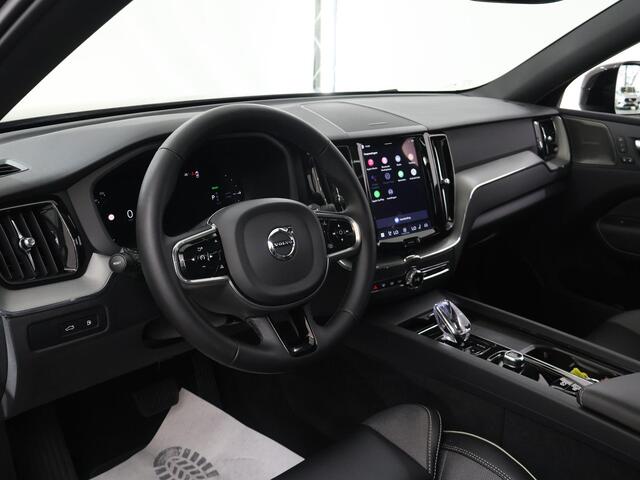 Volvo XC60 2.0 T8 Plug-in hybrid AWD Plus Dark Achterbank verwarming | Achteruitrij assistent | Camera | Apple CarPlay/Android Auto | Comfortstoelen | Adaptieve Cruise Control | DAB | Draadloze Telefoonlader | Panoramadak | Ele. verstelbare stoel + geheugen | Stuur/