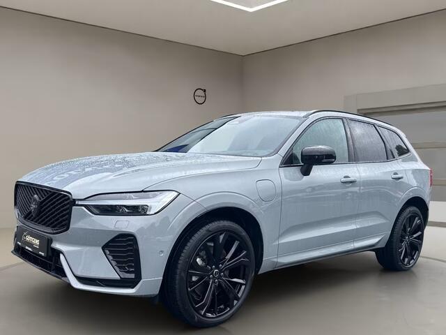 Volvo XC60 2.0 T8 Plug-in hybrid AWD BLACK EDITION (335kW/455PK) ** PANO, TREKH, ACC, HuD, 21-inch LMV ** 1e EIG - UNFALLFREI ** ** INFORMEER OOK NAAR ONZE AANTREKKELIJKE FINANCIAL-LEASE TARIEVEN **