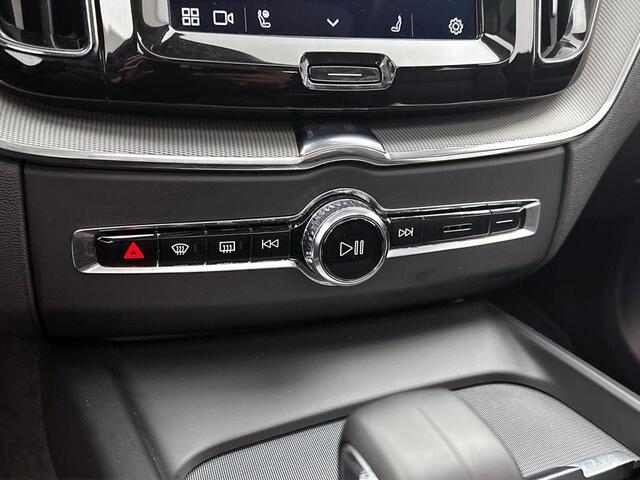 Volvo XC60 T6 Plus Dark | Pano | All season | 360* | Trekhaak | BLIS |
