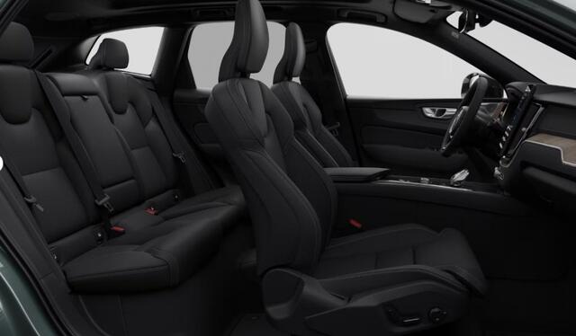 Volvo XC60 2.0 T8 AWD Ultra Dark Executive Edition