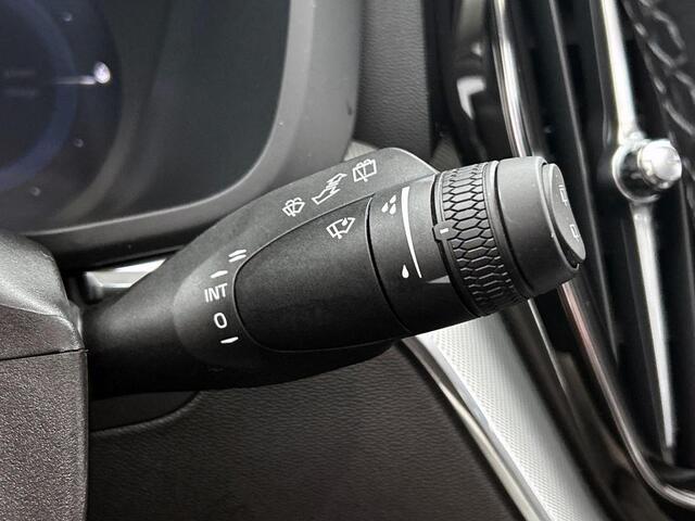 Volvo XC60 2.0 T6 AWD Plus Dark | SOH 100% | Trekhaak | 360° Camera |
