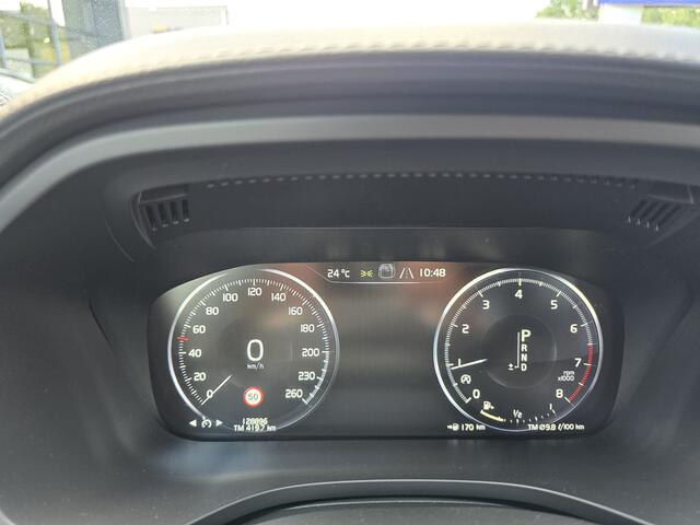 Volvo XC60 2.0 T5 AWD Inscription Leder / Automaat / Trekhaak / Achteruitrijdcamera/ Parkeersensoren / Elektrische stoelen met memory
