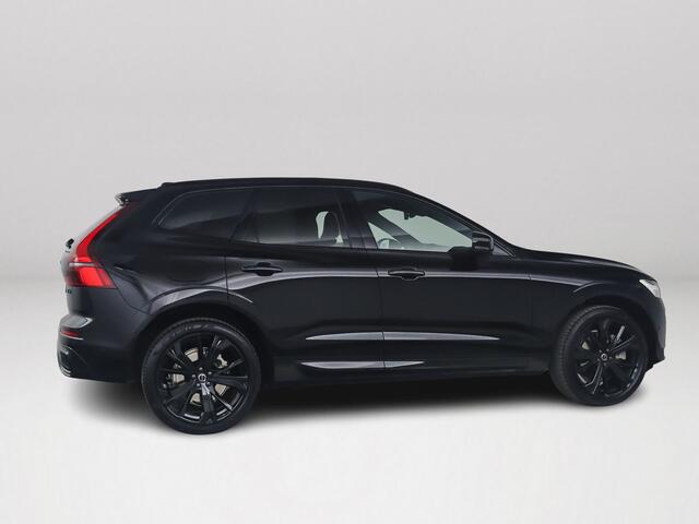 Volvo XC60 T6 Plug-in hybrid AWD Plus Black Edition | Panoramadak | 360° camera | Harman Kardon | Head-up display | Stoel- en stuurverwarming | Trekhaak