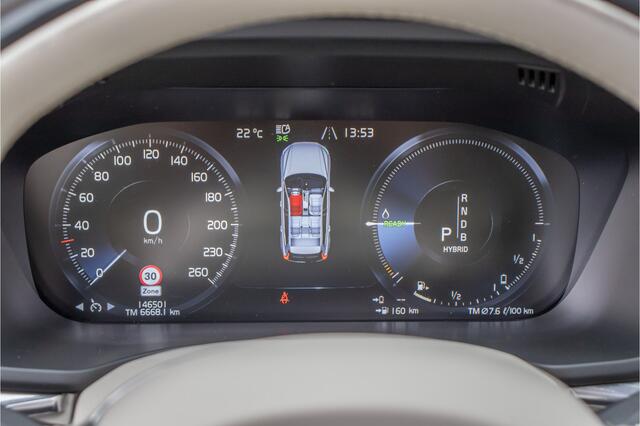 Volvo XC60 T8 Twin Engine AWD Momentum, Leder, Carplay, Trekhaak, Stoelverwarming, Camera, Panoramadak, Full LED.