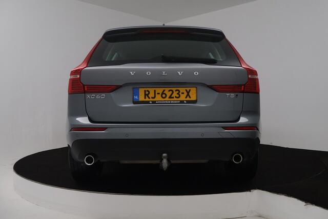 Volvo XC60 2.0 T5 AWD Momentum (TREKHAAK, STOELVERWARMING, ELEKTR STOELEN, CRUISE CONTROL, PARKEERSEN