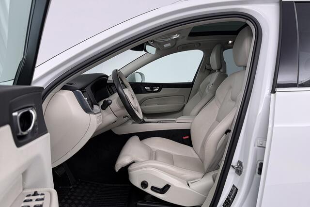 Volvo XC60 2.0 T5 AWD Inscription (PANORAMADAK, CAMERA, STOELVERWARMING, ELEKTR STOELEN, NAVIGATIE, P