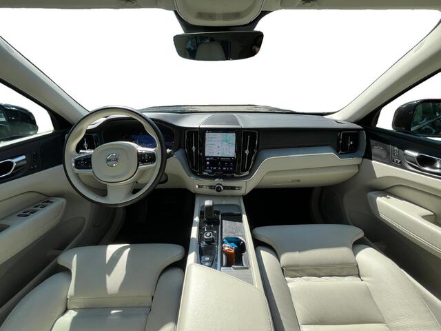 Volvo XC60 T6 Plug-in hybrid AWD Ultimate Bright |Trekhaak|