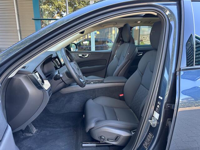Volvo XC60 2.0 T8 AWD 335kw/456pk Aut8 Plug-in hybrid Plus Dark LUCHTVERING + PANORAMADAK + 360 CAMERA + MATRIX LED + HARMAN/KARDON + ADAPT.CRUISE + BLIS + HEAD-UP DISPLAY + LANE ASSIST + STOELVERWARMING V&A + PARKSENSOREN + 21" LM-VELGEN!!
