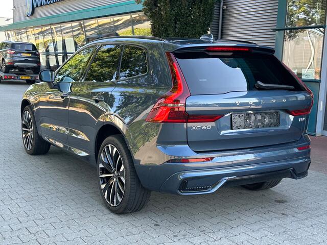 Volvo XC60 2.0 T8 AWD 335kw/456pk Aut8 Plug-in hybrid Plus Dark LUCHTVERING + PANORAMADAK + 360 CAMERA + MATRIX LED + HARMAN/KARDON + ADAPT.CRUISE + BLIS + HEAD-UP DISPLAY + LANE ASSIST + STOELVERWARMING V&A + PARKSENSOREN + 21" LM-VELGEN!!