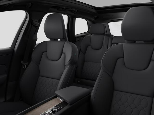 Volvo XC60 T6 Plug-in hybrid AWD Plus Dark | Panoramadak | 360° camera | Luchtvering | Head-up display | Harman Kardon | Stoel- en stuurverwarming